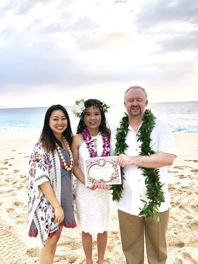 Gallery photo 9 of Heaven and Sea Hawaii Wedding Officiant