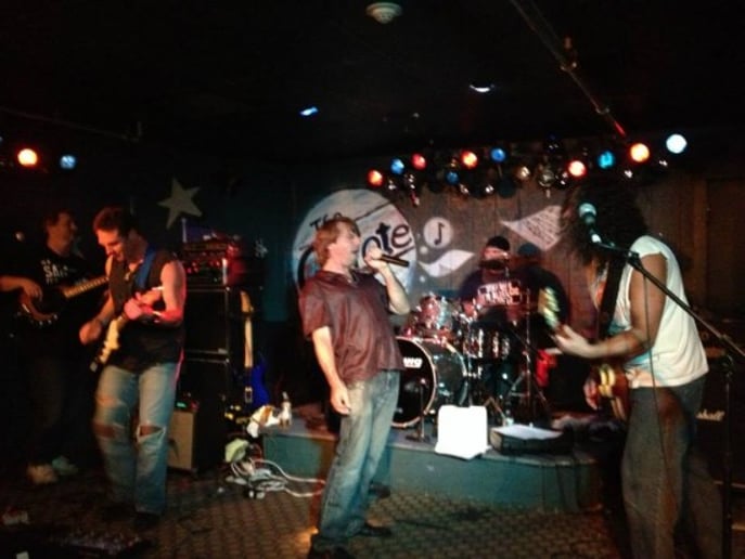 Gallery photo 1 of Heavy Underground