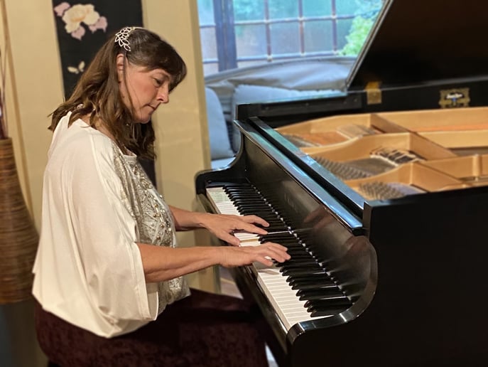 Gallery photo 4 of Heidi Alina, Classical Pianist