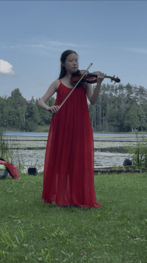 Gallery photo 3 of Helen Li Violin