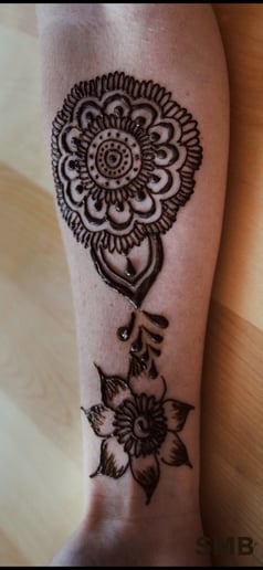 Gallery photo 6 of Henna Art by Sam Burns