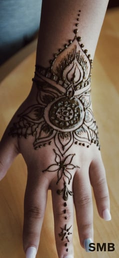 Gallery photo 10 of Henna Art by Sam Burns