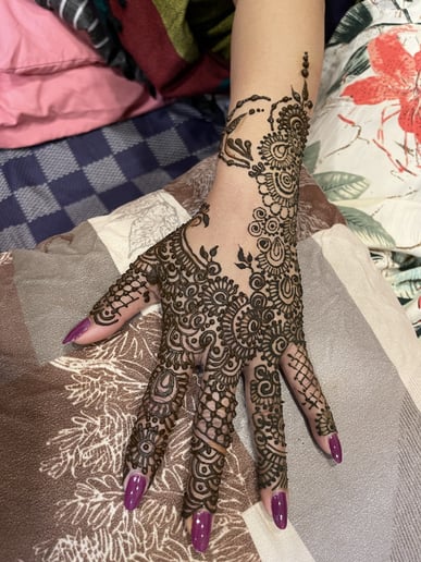 Gallery photo 1 of Henna Art by Z