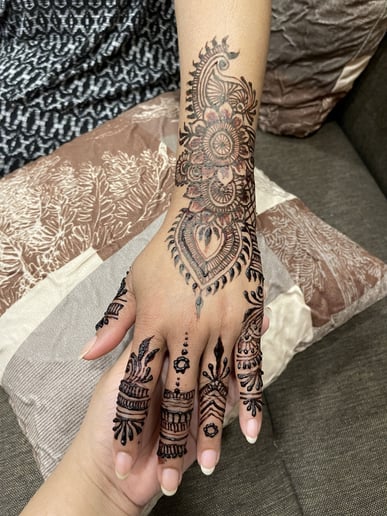 Gallery photo 5 of Henna Art by Z
