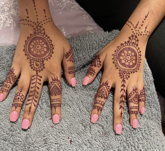 Gallery photo 4 of Henna Art by Maria