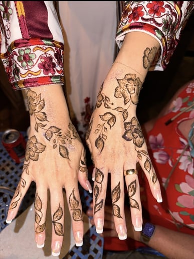 Gallery photo 1 of Henna by Mariyam