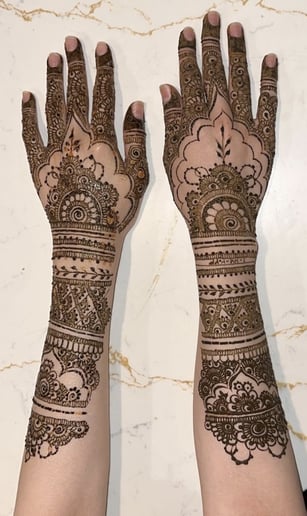 Gallery photo 10 of Henna by Mariyam