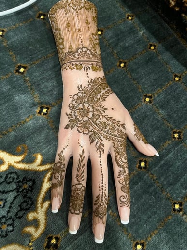 Gallery photo 4 of Sumaiya's Henna Artistry