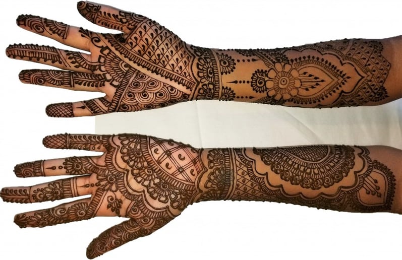 Gallery photo 6 of Arva Henna Artist