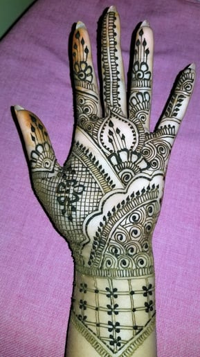 Gallery photo 27 of Arva Henna Artist
