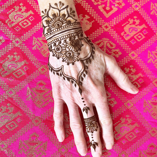 Gallery photo 1 of Henna by Aleena