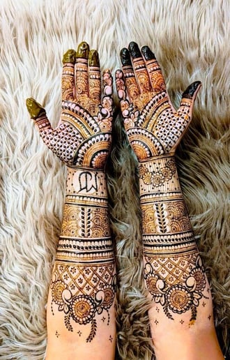 Gallery photo 2 of Henna by Hanna