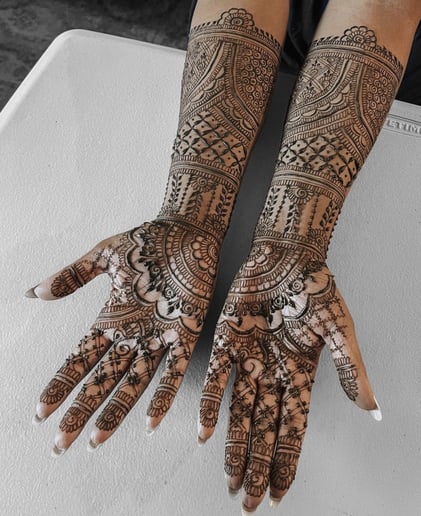 Gallery photo 8 of Golden Coast Henna