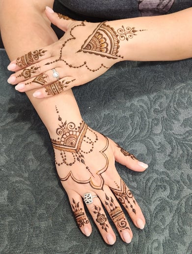 Gallery photo 6 of Henna by Noorjai