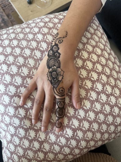 Gallery photo 10 of Henna by Sona