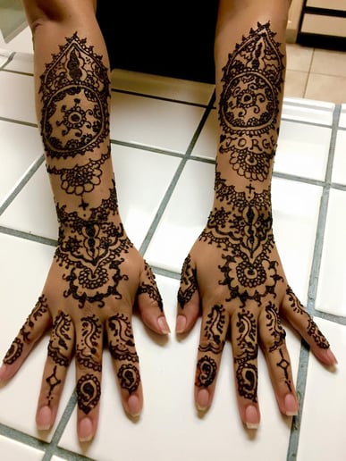 Gallery photo 7 of Henna Designer