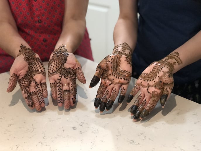 Gallery photo 2 of Henna Rain - Henna Designer