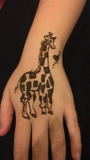 Gallery photo 9 of Henna Rain - Henna Designer