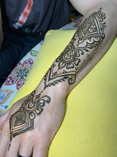 Gallery photo 5 of Henna Hands by Nida