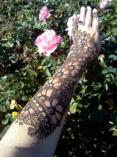 Gallery photo 7 of Henna Happens
