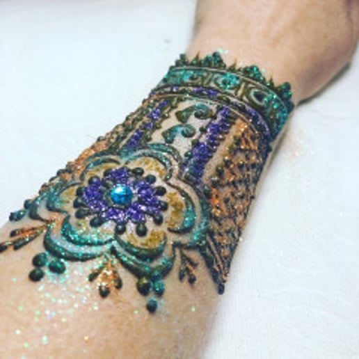 Gallery photo 4 of Henna Happens