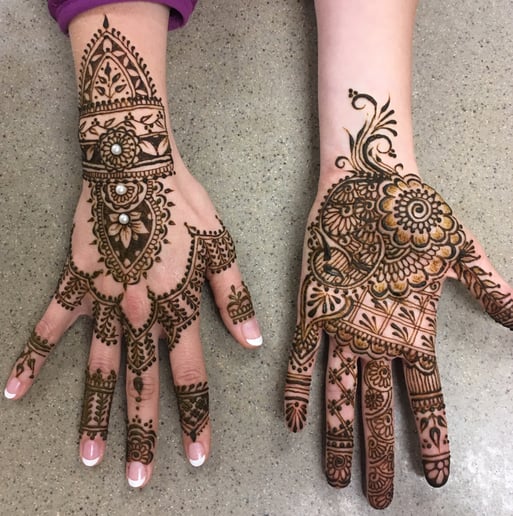 Gallery photo 5 of Henna Happens