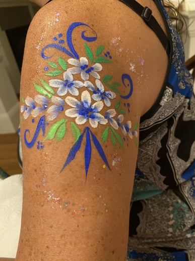 Gallery photo 9 of Henna Happens