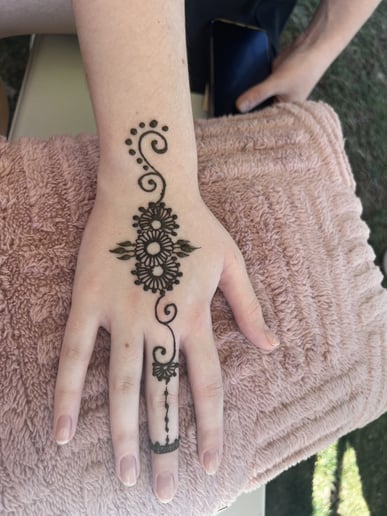Gallery photo 2 of Henna Haven
