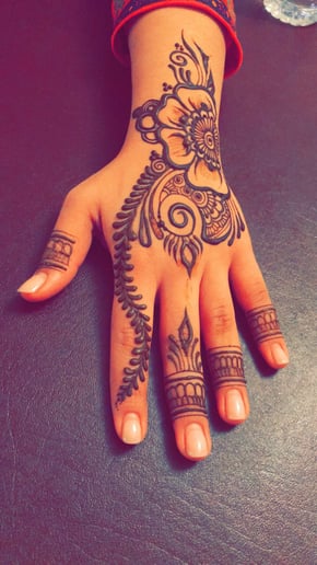 Gallery photo 4 of Gulaabi Henna Services