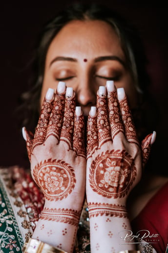 Gallery photo 2 of Henna Hands by Aarti