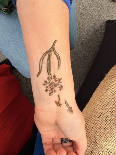 Gallery photo 4 of Henna Royale