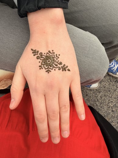 Gallery photo 5 of Henna Royale