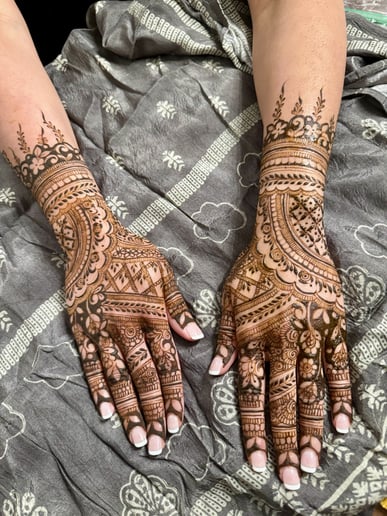 Gallery photo 7 of Anam'z Henna