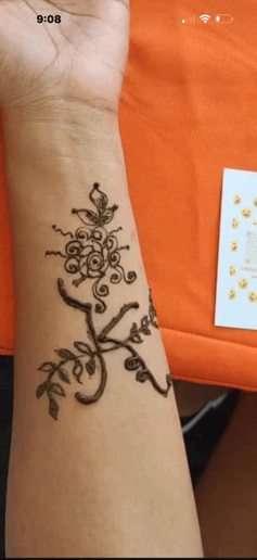 Gallery photo 2 of Henna Services