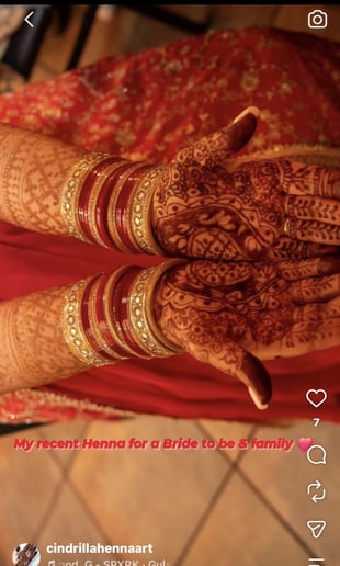 Gallery photo 5 of Henna Services