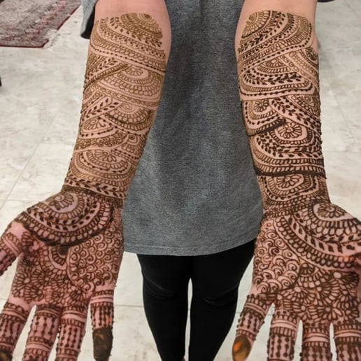 Gallery photo 5 of Bhuvana ~ Henna Tattoo Artist
