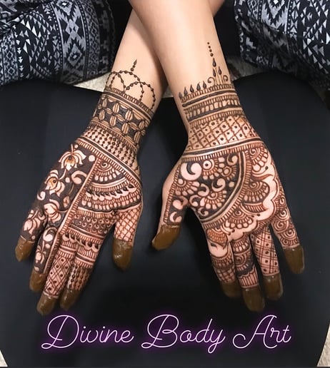 Gallery photo 5 of Divine Body Art Henna (Mehandi) Artist