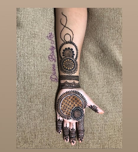 Gallery photo 6 of Divine Body Art Henna (Mehandi) Artist