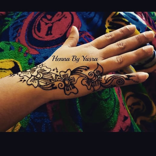 Gallery photo 1 of Yusra