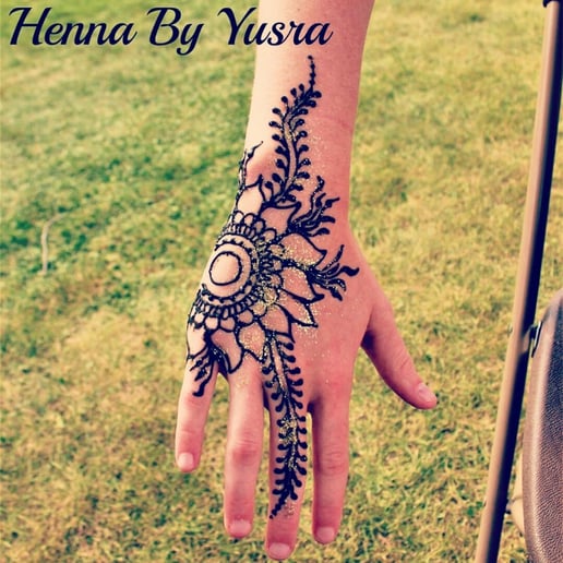 Gallery photo 3 of Yusra