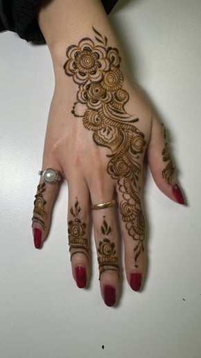 Gallery photo 9 of Henna by Ayesha