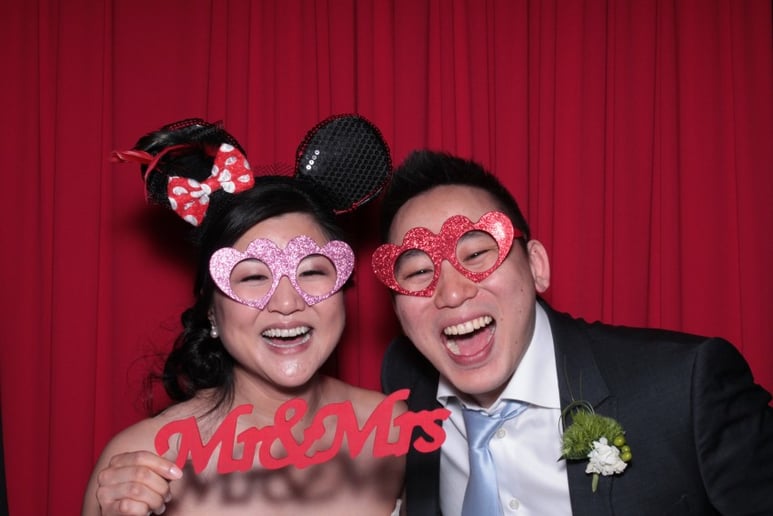 Gallery photo 3 of HEPS DJ & Photo Booth