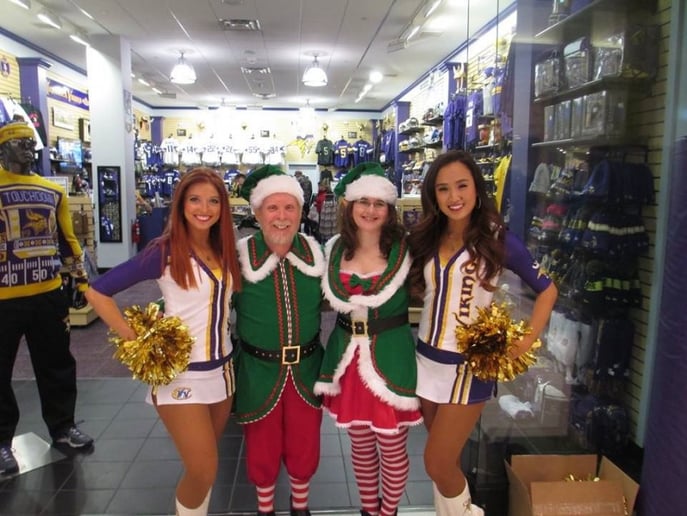 Gallery photo 2 of Hermey and Peppermint Elf