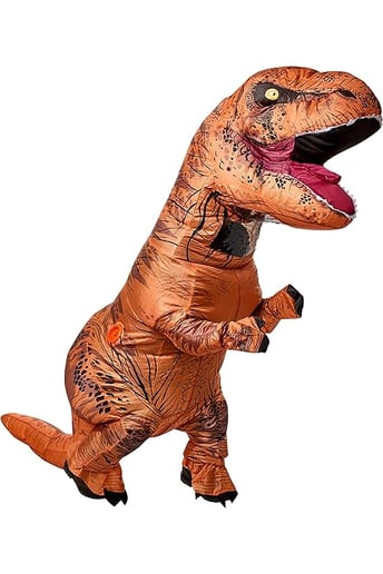 Gallery photo 1 of Heroes and Dinos!