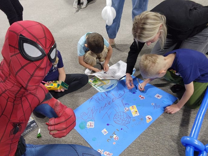 Gallery photo 1 of Heroes, Games and Fun