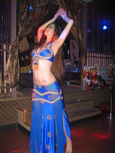 Gallery photo 3 of Hessa Bellydance