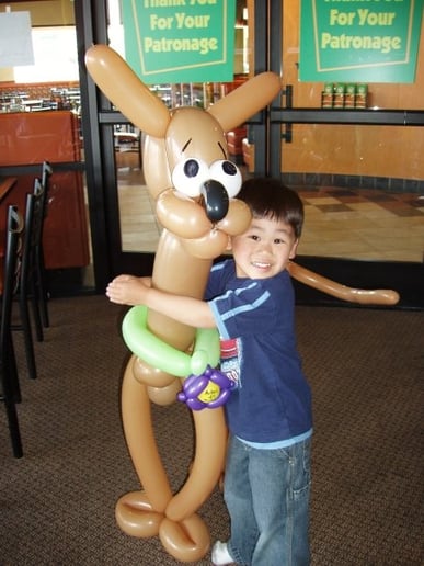 Gallery photo 4 of HEY Balloon Lady