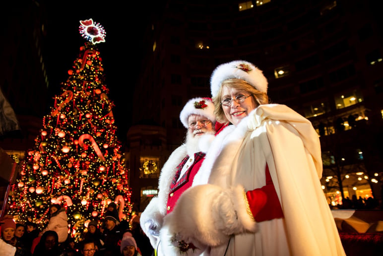 Gallery photo 26 of Hey Santa!