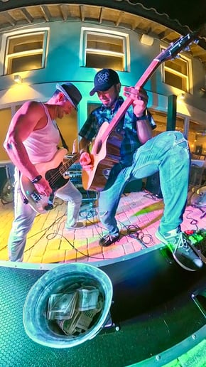 Gallery photo 7 of Hi-Lo Theory