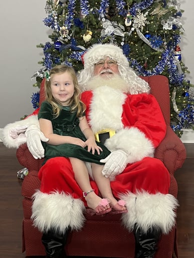 Gallery photo 1 of Higbee's Santa